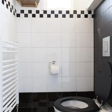 Apartament Cozy Flower Fountain Haarlem