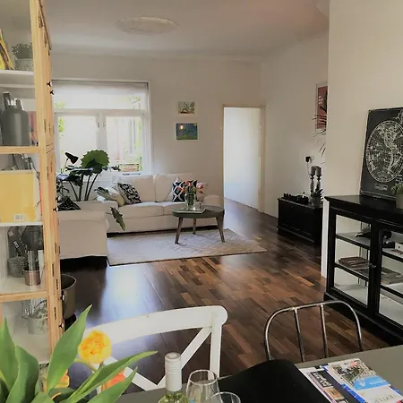 Apartament Cozy Flower Fountain Haarlem